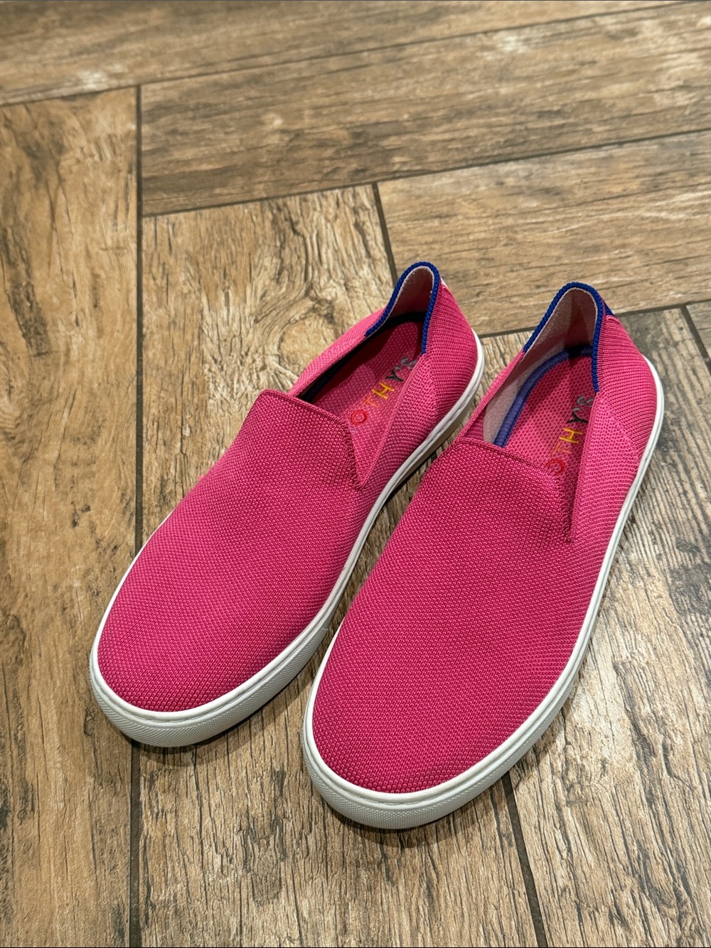 Rothys retired bubblegum pink sneakers women’s 8
